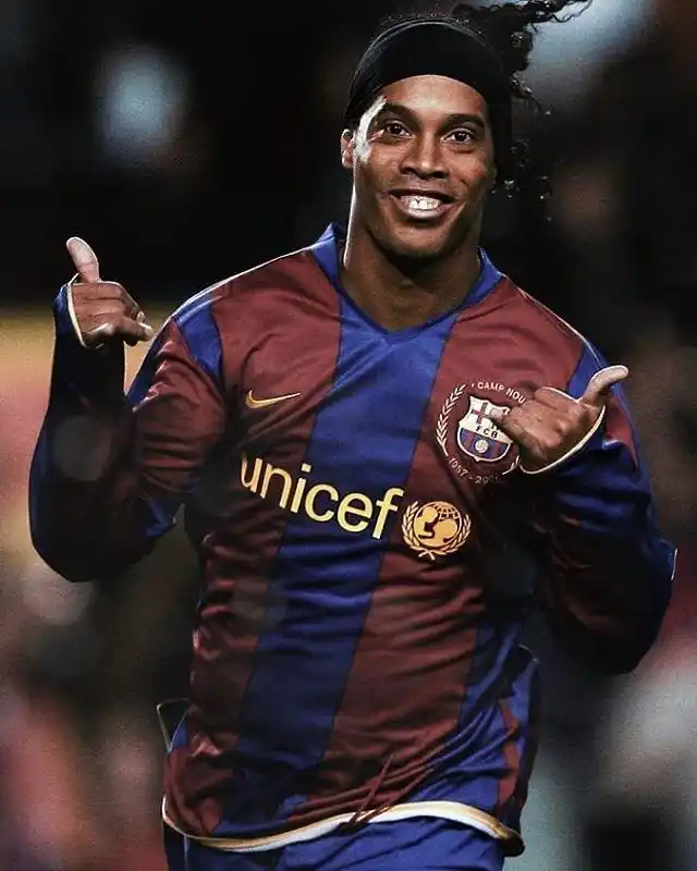 以其卓越的 以其卓越的