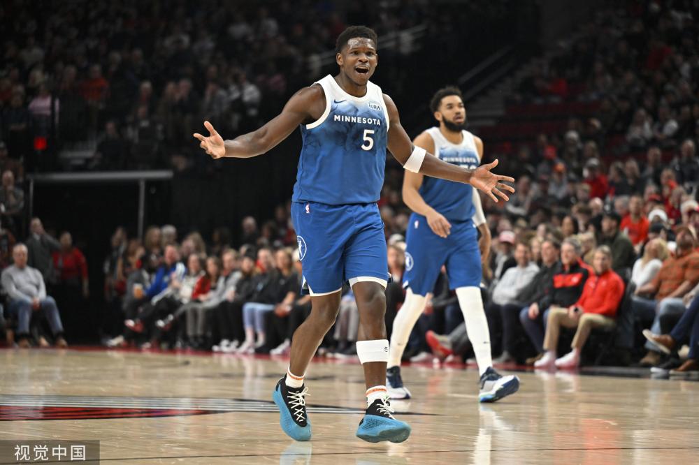 稳步前进的 稳步前进的