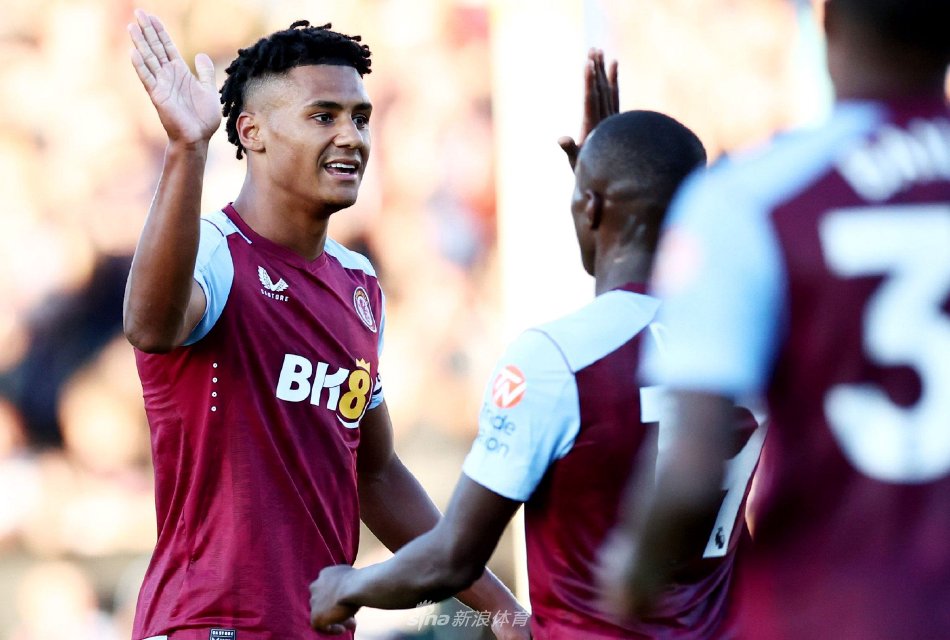 一举一动都 一举一动都