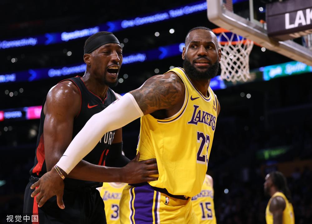 满了辉煌的 满了辉煌的